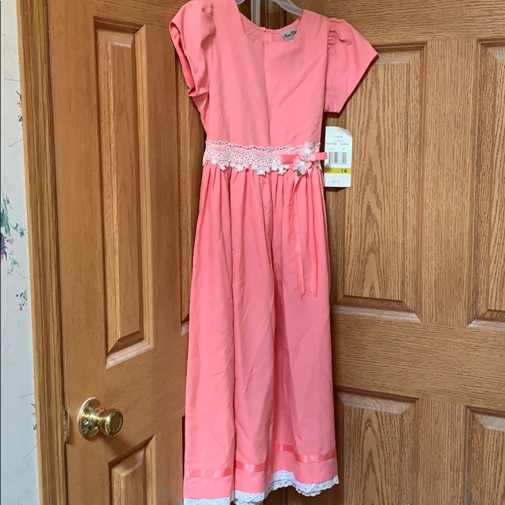 Beautiful Girls Vintage Dress.